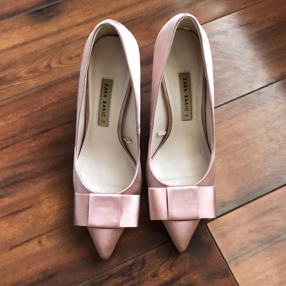 Zara Shoes - Zara Bow Satin heels size 37 Zara Shoes - Zara Bow Satin heels size 37